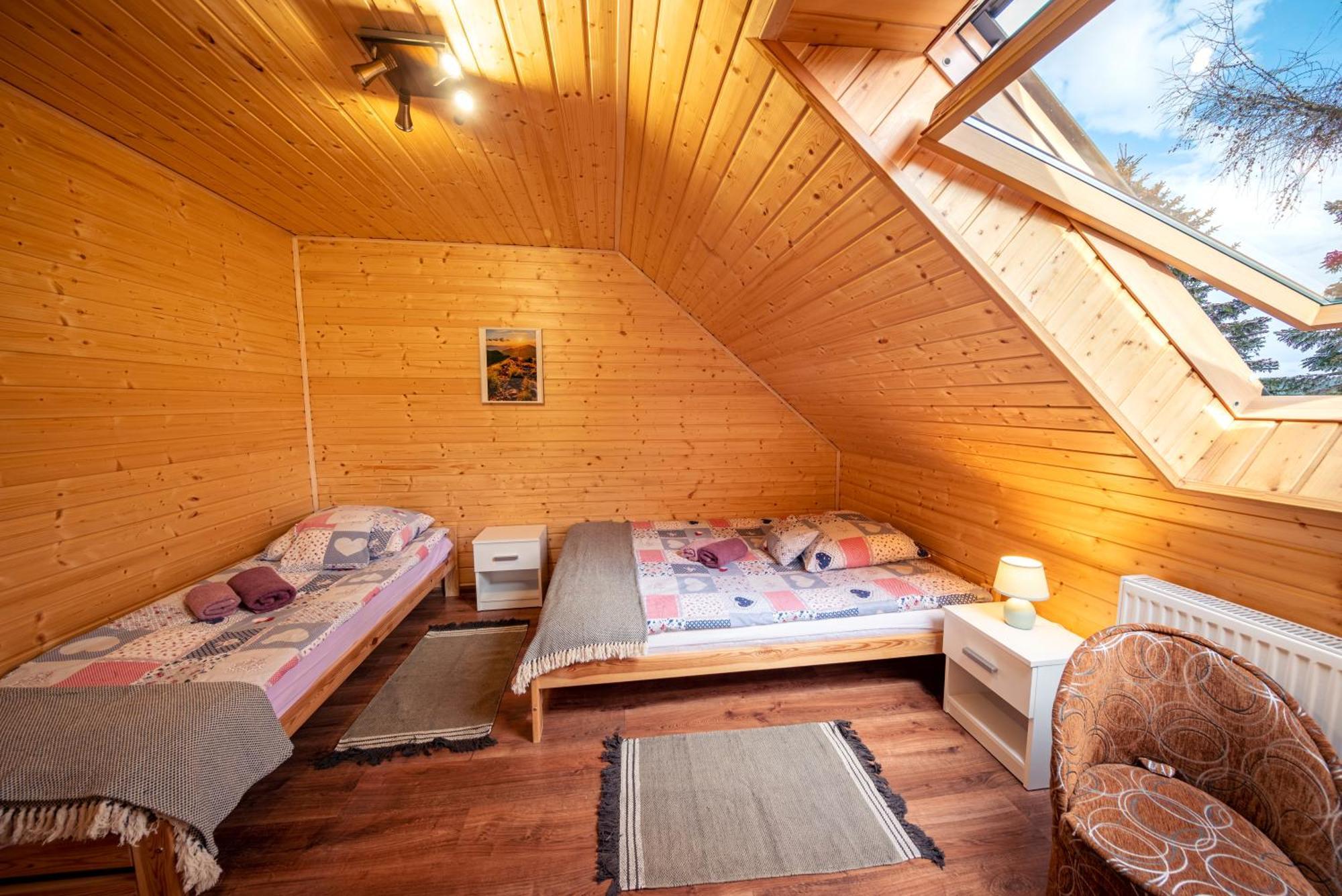 Osada U Beatki - Sauna & Jacuzzi Agroturismo Lutowiska