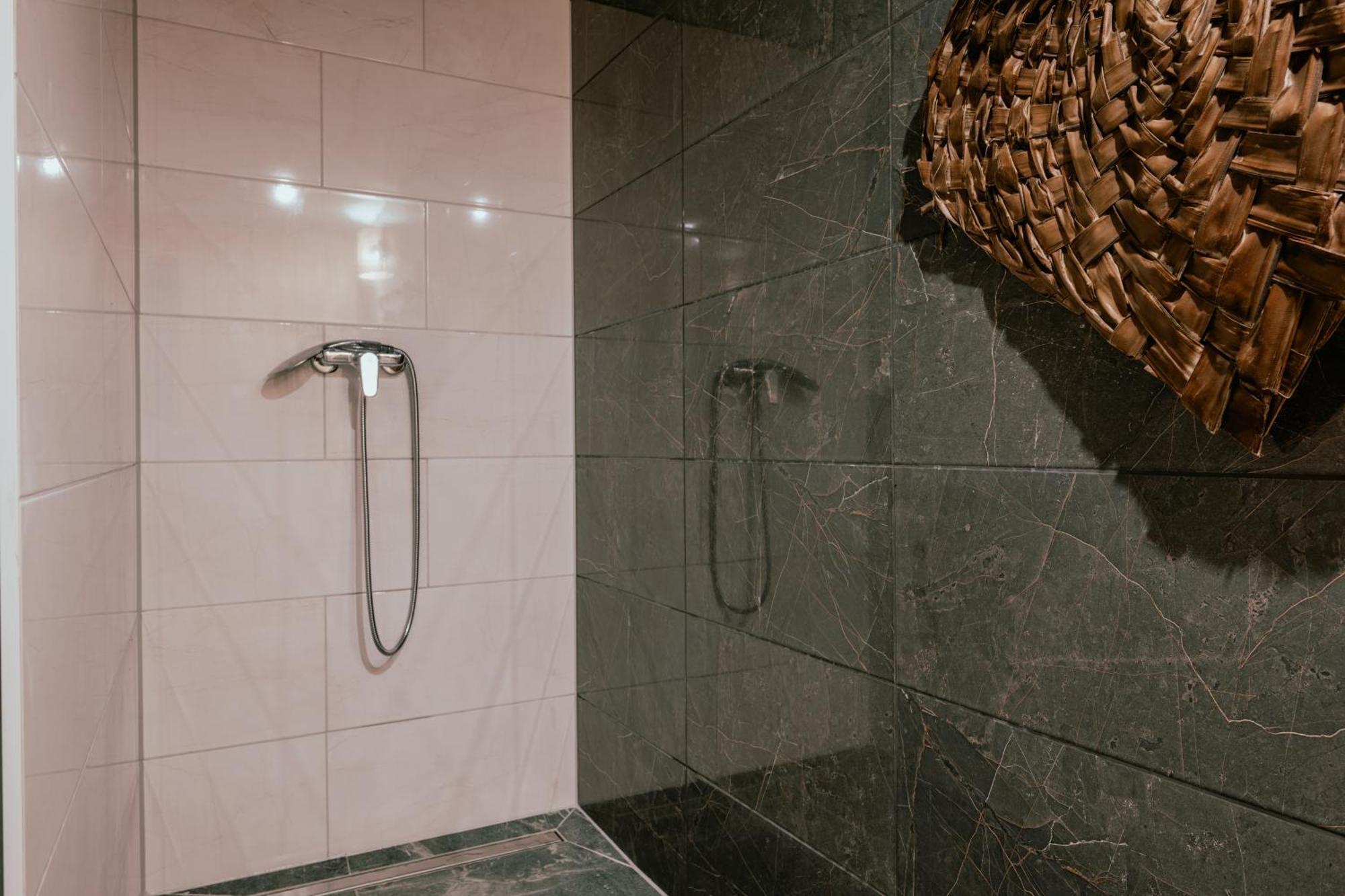 Osada U Beatki - Sauna & Jacuzzi Agroturismo Lutowiska